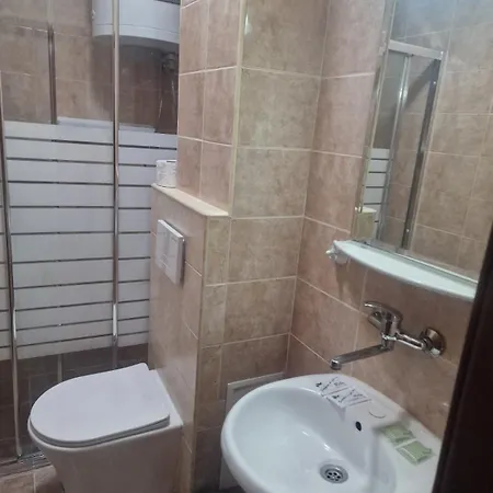 Morski Briz Hotel 2*