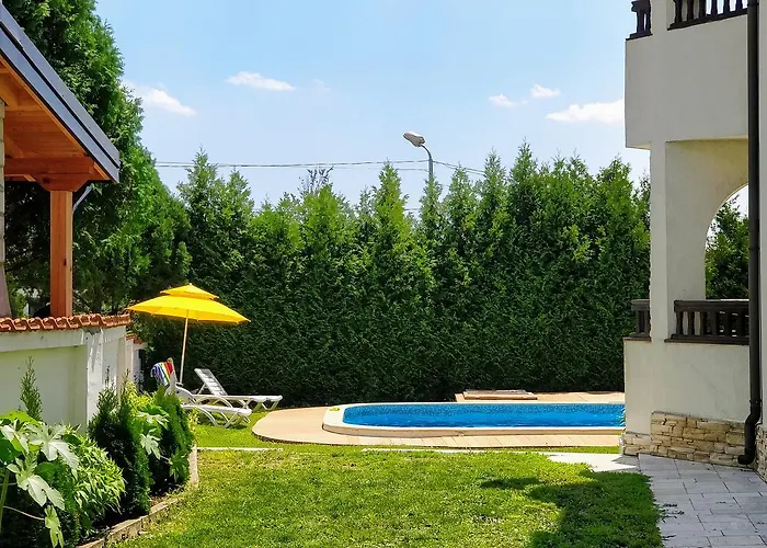 Hotel Morski Briz 2*